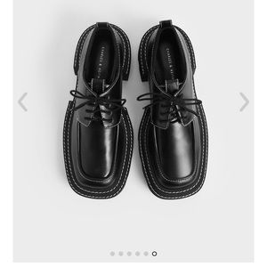Charles & Keith Chunky Brugues - Black